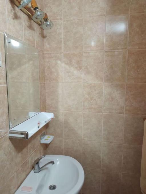 Mic Dormitor Informativ Turistic Apartment Bucureşti Ngoại thất bức ảnh